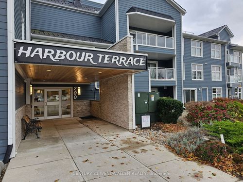 202-200 Harbour St, Kincardine, ON, N2Z3A3 | Card Image