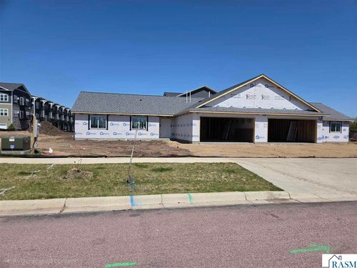 2027 Clark Street, St. Peter, MN, 56082-1229 | Card Image