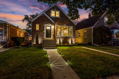 2641 Oak St, Franklin Park, IL, 60131-3424 | Card Image