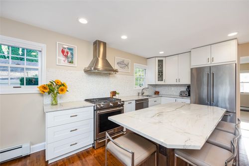 735 Durham Rd, Sayville, NY, 11782-3355 | Card Image