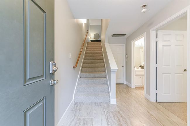 Entryway | Image 5