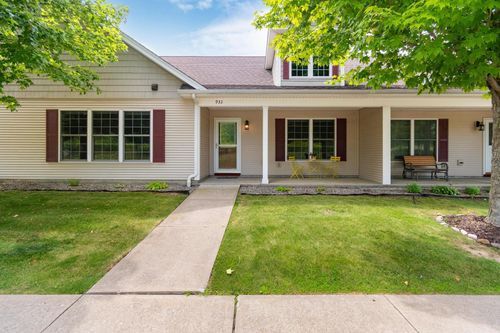 932 Franklin Park W, Saint Albans, VT, 05478-2473 | Card Image