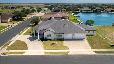 3713 Perfection Lake Avenue, House other with 4 bedrooms, 4 bathrooms and null parking in Robstown TX | Image 3