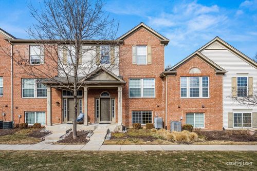 530-530 Conservatory Ln, Aurora, IL, 60502-8913 | Card Image