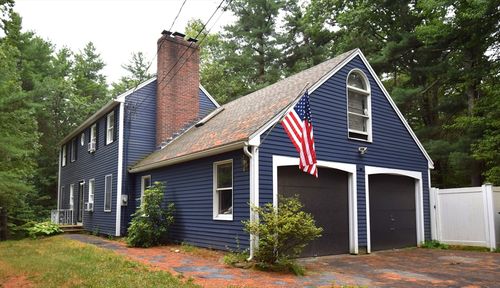 19 Windsong Dr, Kingston, NH, 03848-3466 | Card Image