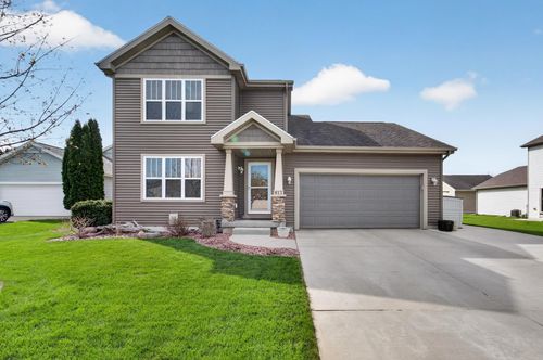 811 Cheshire Castle Way, Verona, WI, 53593 | Card Image