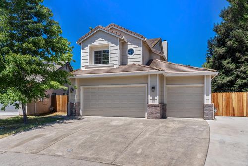 9267 Caulfield Dr, Elk Grove, CA, 95758-6588 | Card Image