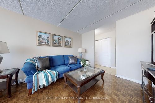 1012-2 Glamorgan Ave, Scarborough, ON, M1P2M8 | Card Image