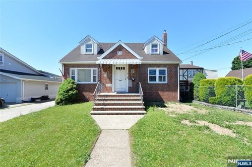 54 Avenue B, Lodi, NJ, 07644 | Card Image