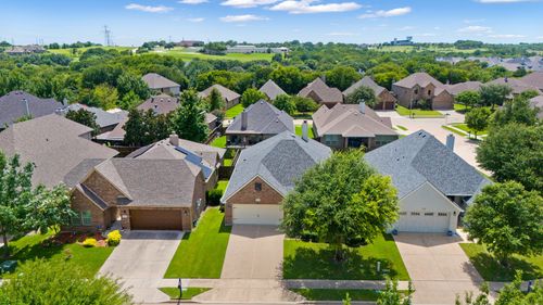 5204 Agave Way, Fort Worth, TX, 76126-3039 | Card Image