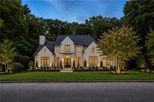 3660 Haddon Hall Rd Nw, Atlanta, GA, 30327-2628 | Card Image