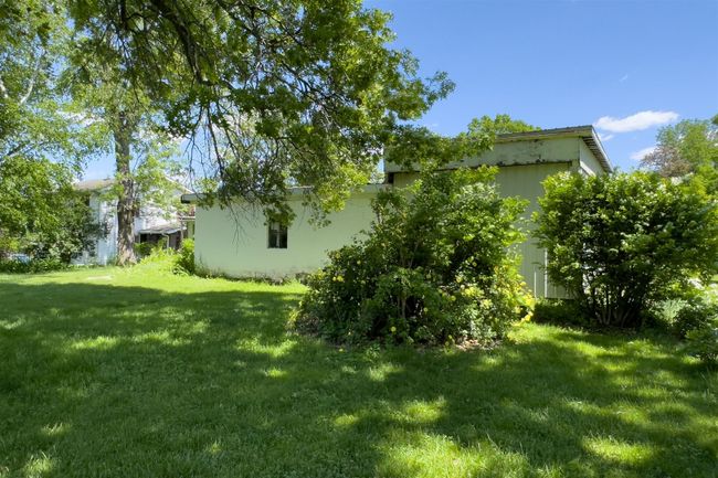 110 N Washington St, House other with 3 bedrooms, 1 bathrooms and 2 parking in Hudson IL | Image 35