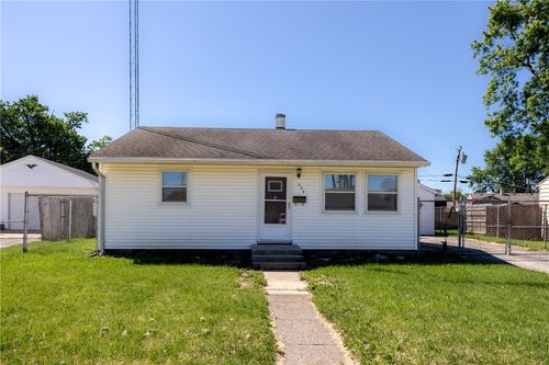 244 Pat Ln, Fairborn, OH, 45324-4438 | Card Image