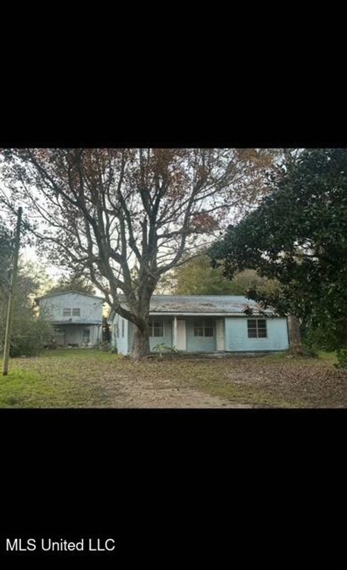11187 Dewey Lawrence Cir, D'Iberville, MS, 39540-2418 | Card Image