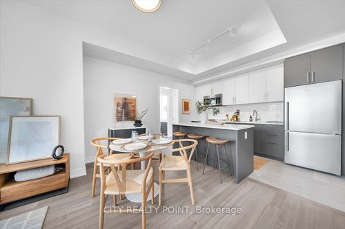 209-664 Spadina Ave, Toronto, ON, M5S2H7 | Card Image