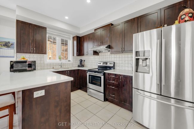21 Rabbit Run Way, House attached with 3 bedrooms, 3 bathrooms and 1 parking in Brampton ON | Image 20