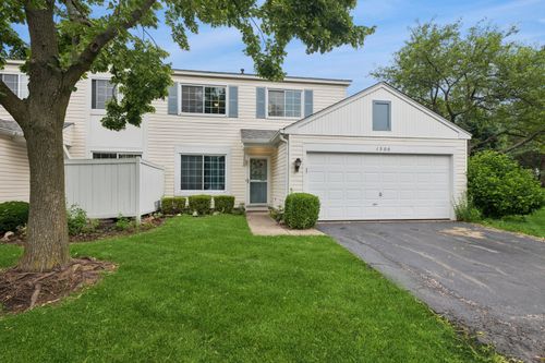 1500 Normantown Rd, Naperville, IL, 60564-5893 | Card Image