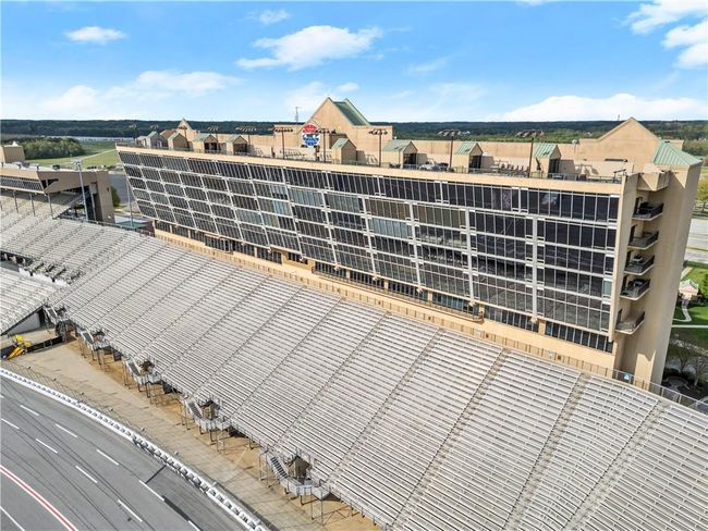 UNIT-709 - 1500 Tara Pl, Condo with 2 bedrooms, 2 bathrooms and null parking in Hampton GA | Image 4