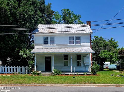 204 Carteret St, Bath, NC, 27808-9416 | Card Image
