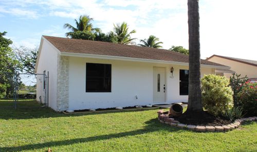 7427 Pinedale Drive, Boynton Beach, FL, 33436 | Card Image