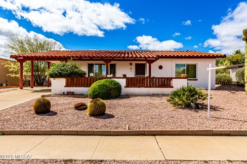 130 E Los Arcos, Green Valley, AZ, 85614-2429 | Card Image