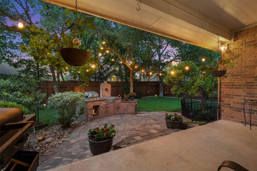 471 Crooked Crk, Buda, TX, 78610-2794 | Card Image