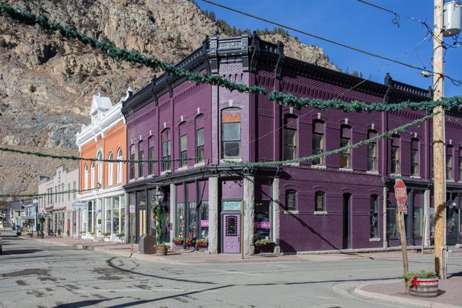 View of building exterior | Image 21