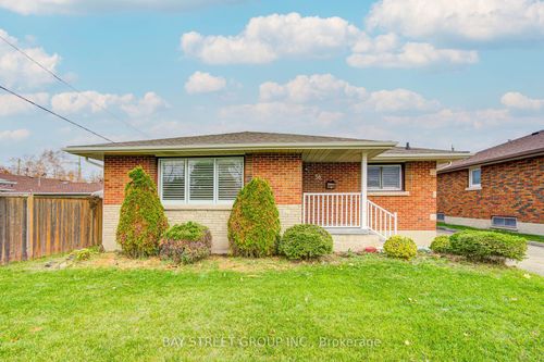 58 Broderick Ave, Thorold, ON, L2V2J1 | Card Image