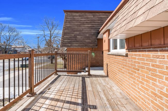 118 Charters Rd, House other with 5 bedrooms, 4 bathrooms and 2 parking in Brampton ON | Image 37