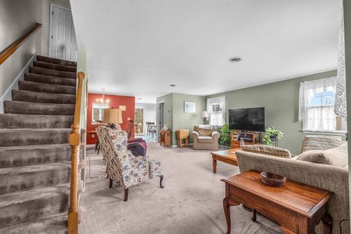 apt-8-38 High St, Hanson, MA, 02341-1648 | Card Image