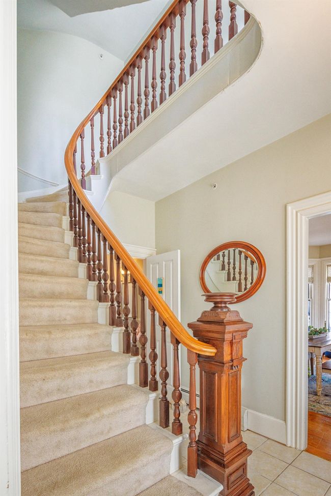 1 254 Washington Street, For Sale in Dover Zoocasa