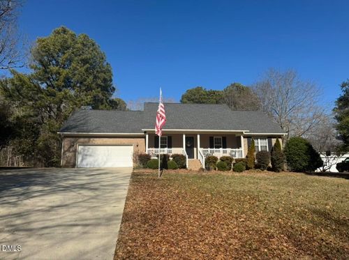 525 Victoria Hills Dr S, Fuquay-Varina, NC, 27526-5681 | Card Image