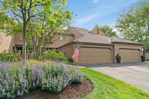 2360 Oak Hill Rd, Lake Barrington, IL, 60010-3896 | Card Image