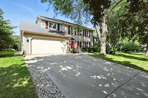 6 Oak Glen Ct, Madison, WI, 53717-1605 | Card Image
