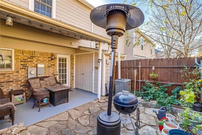 32 Abbey Rd, Condo with 2 bedrooms, 2 bathrooms and null parking in Euless TX | Image 32