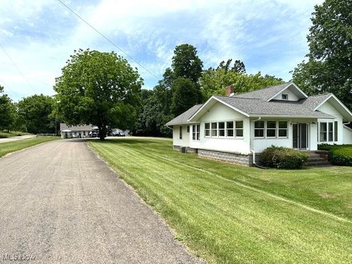 3875 Roseville Rd, Zanesville, OH, 43701-8139 | Card Image