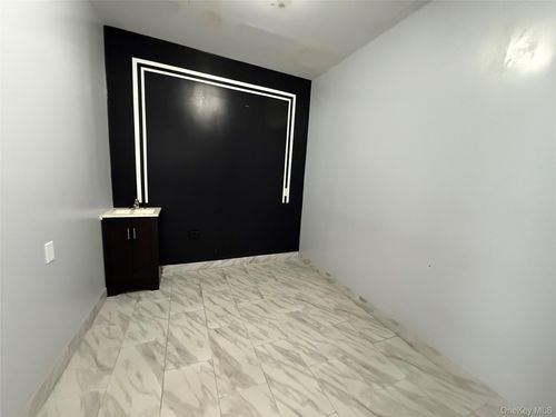 8617 Sutter Ave, Ozone Park, NY, 11417-1437 | Card Image