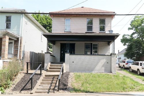 1211 State St, Steubenville, OH, 43952-2558 | Card Image