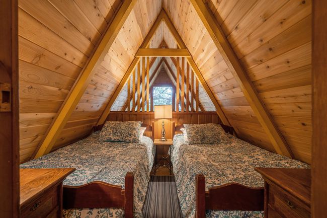 912 Taylor Rd, House other with 3 bedrooms, 1 bathrooms and null parking in Bowen Island BC | Image 13