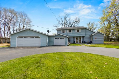 22951 Riverside Dr, Mendon, MI, 49072-9516 | Card Image