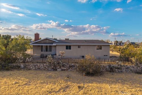58814 Los Coyotes Dr, Yucca Valley, CA, 92284-5534 | Card Image