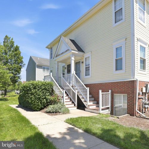 7961 Calvary Ct, MANASSAS, VA, 20109-7770 | Card Image