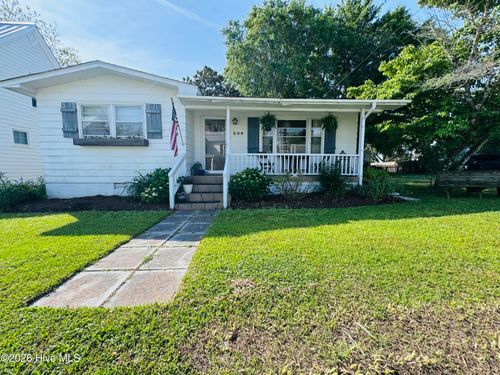 209 S Walnut Street, Swansboro, NC,  | Card Image