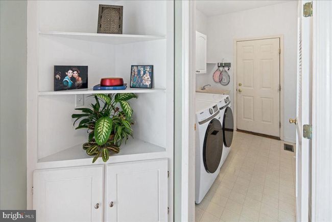 8 Colonial Ct, House other with 3 bedrooms, 3 bathrooms and null parking in SKILLMAN NJ | Image 23