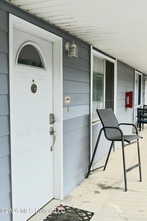 169-1664 Beach Blvd, Biloxi, MS, 39531-5361 | Card Image