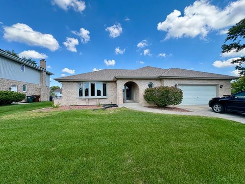 7632 Hanover Dr, Tinley Park, IL, 60477-4735 | Card Image
