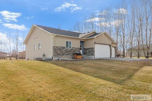 3708 E E 337 N, Rigby, ID, 83442-4915 | Card Image