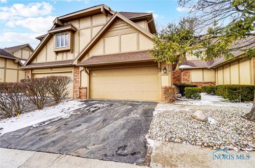 b-1562 Saddlebrook Ct, Toledo, OH, 43615-7356 | Card Image