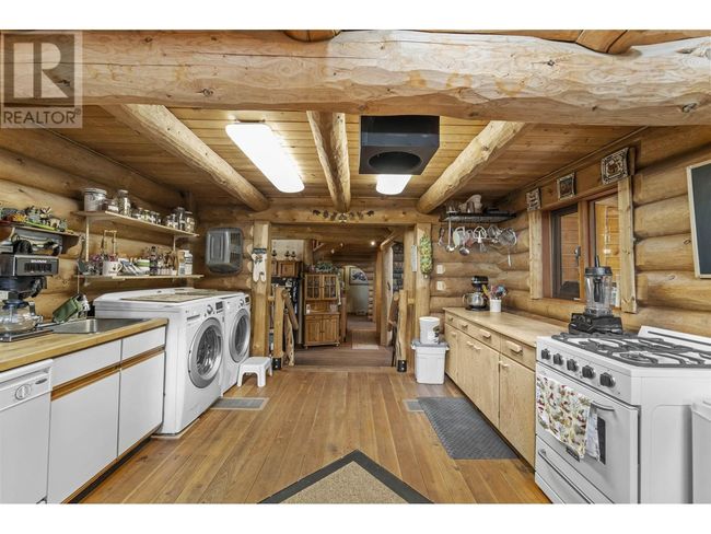 7445 Shertinlib Rd, House other with 2 bedrooms, 3 bathrooms and null parking in Lone Butte BC | Image 18