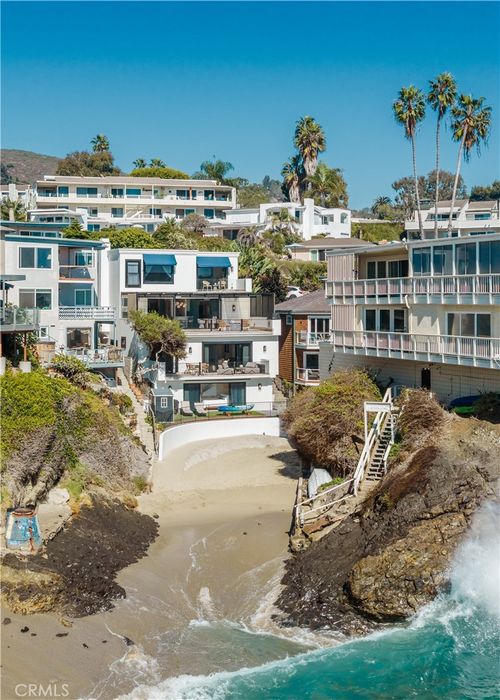 675 Cliff Dr, Laguna Beach, CA, 92651-1815 | Card Image